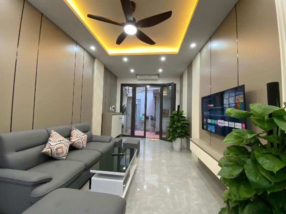 Bán nhà phố Hào Nam_30 Mét Ra Mặt Phố_Nhà Đẹp Ở Ngay_37mx4T_Giá: 7.35 Tỷ_Lh: 0396935190.2543578