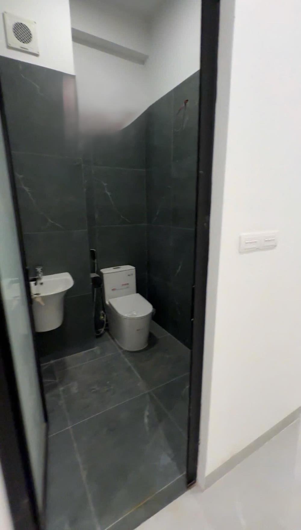 Cho thuê nhà ngõ ô tô Phố Phúc Tân, Hoàn Kiếm làm căn hộ dịch vụ, Home stay, Spa2568687