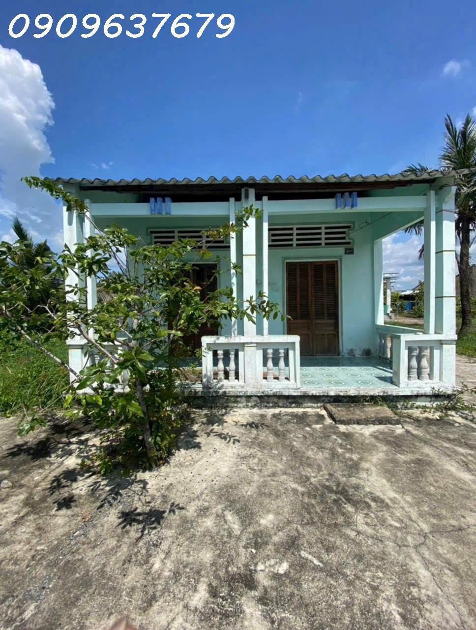Gấp gấp Bán Nhà vườn có diện tích vuông vức (300m2 Thổ + 1004m2 vườn) Xã Tân Chánh H cần Đước Long an2610711