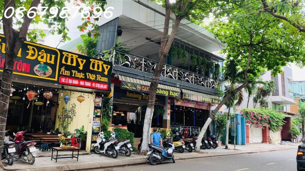 Cho thuê mặt bằng rộng kinh doanh sầm uất khu bàn cờ mặt tiền đường Lê Đại Hành2596497