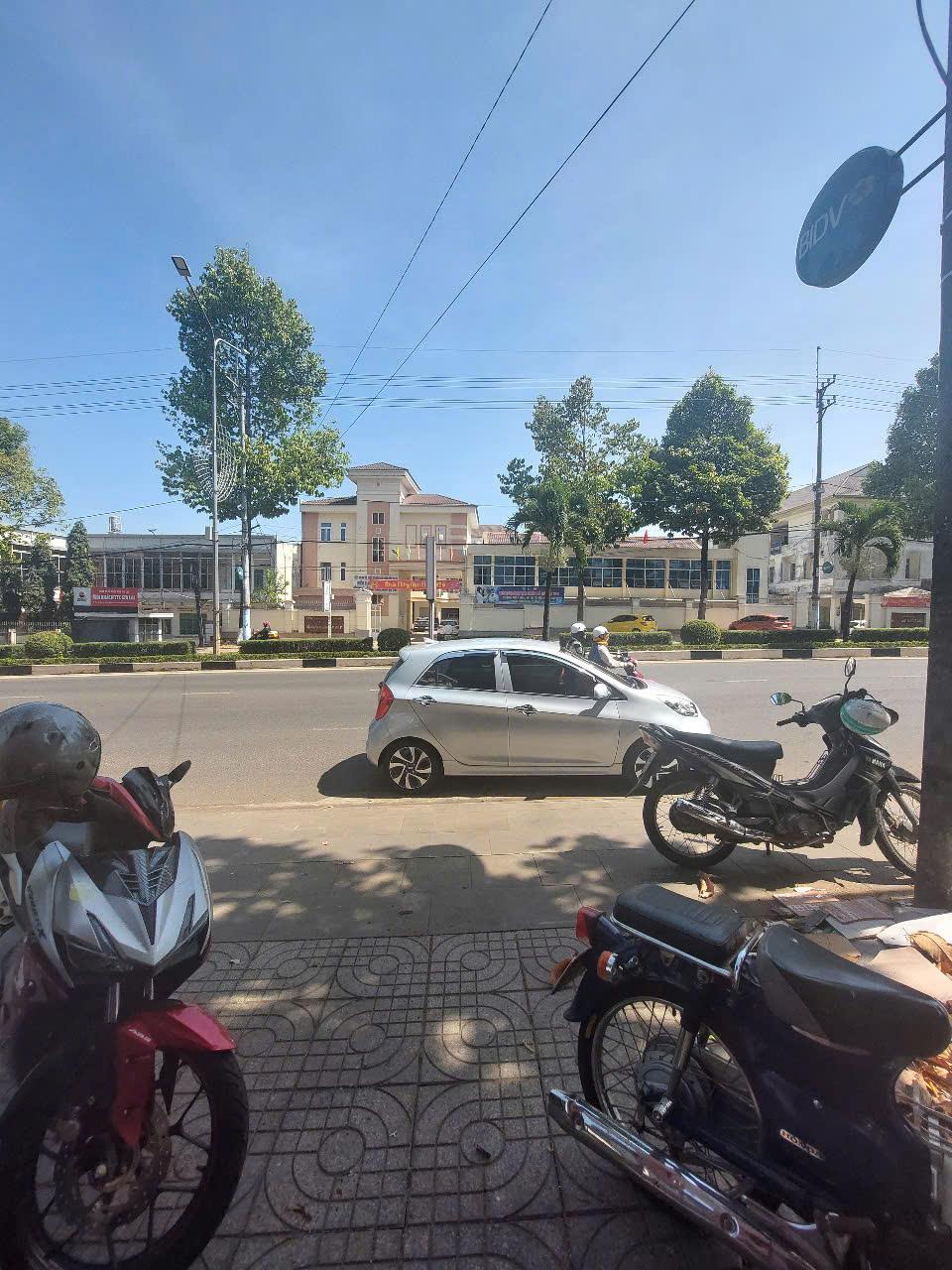 Cho thuê kinh doanh lâu dài Số 187 Phạm Văn Đồng, Tp Pleiku.2466761
