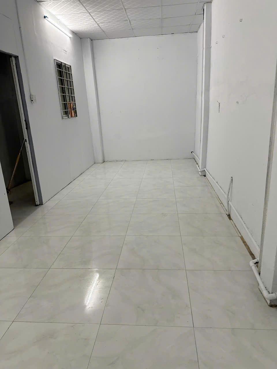 Cho thuê nhà mặt tiền, thích hợp kinh doanh đa ngành nghề2454069