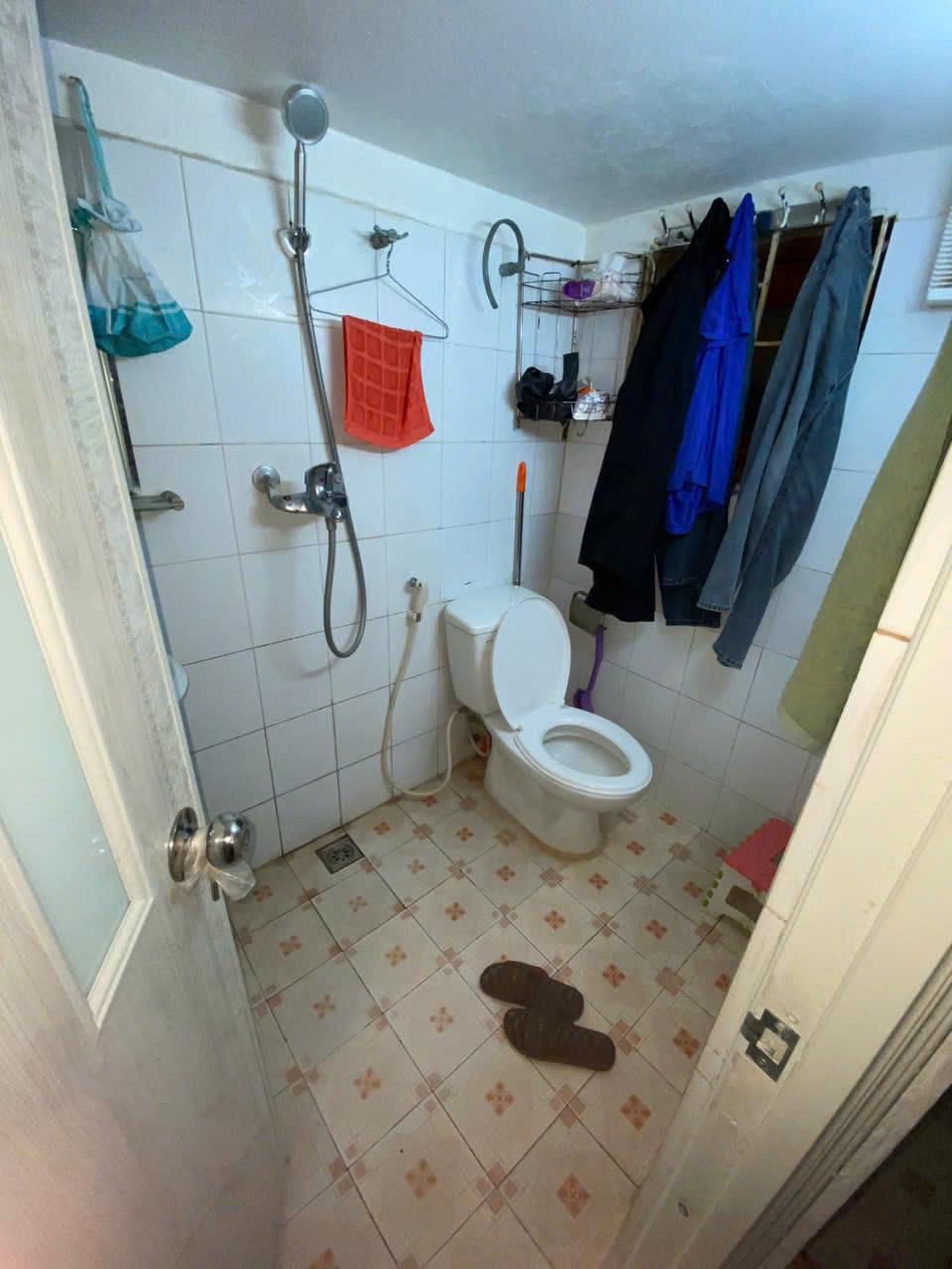 PASS LẠI HỢP ĐỒNG THUÊ NHÀ TẬP THỂ TẠI NGÕ 72 TRẦN VỸ, MAI DỊCH, CẦU GIẤY, HN2433460