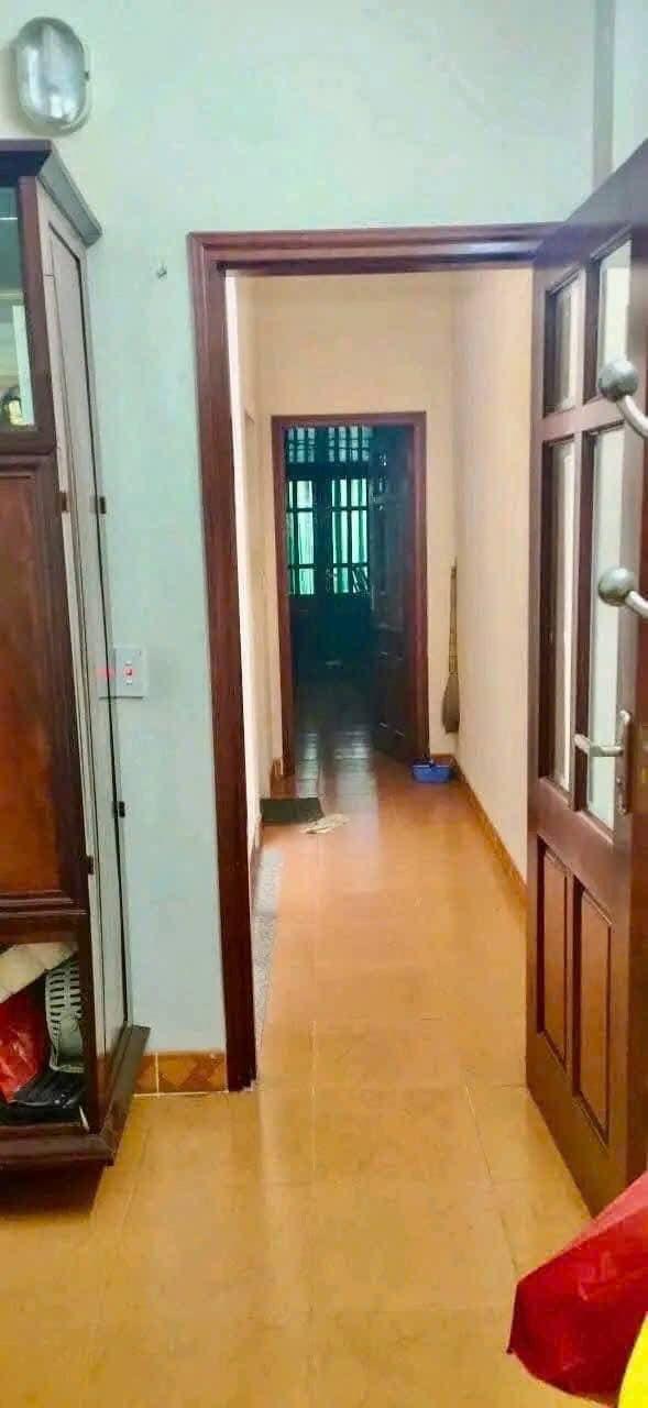 Cho thuê nhà Phố Chợ Khâm Thiên, 35m2, 6 tầng, chỉ 10 triệu, vào ngay - cho ở gia đình, nhóm2346458
