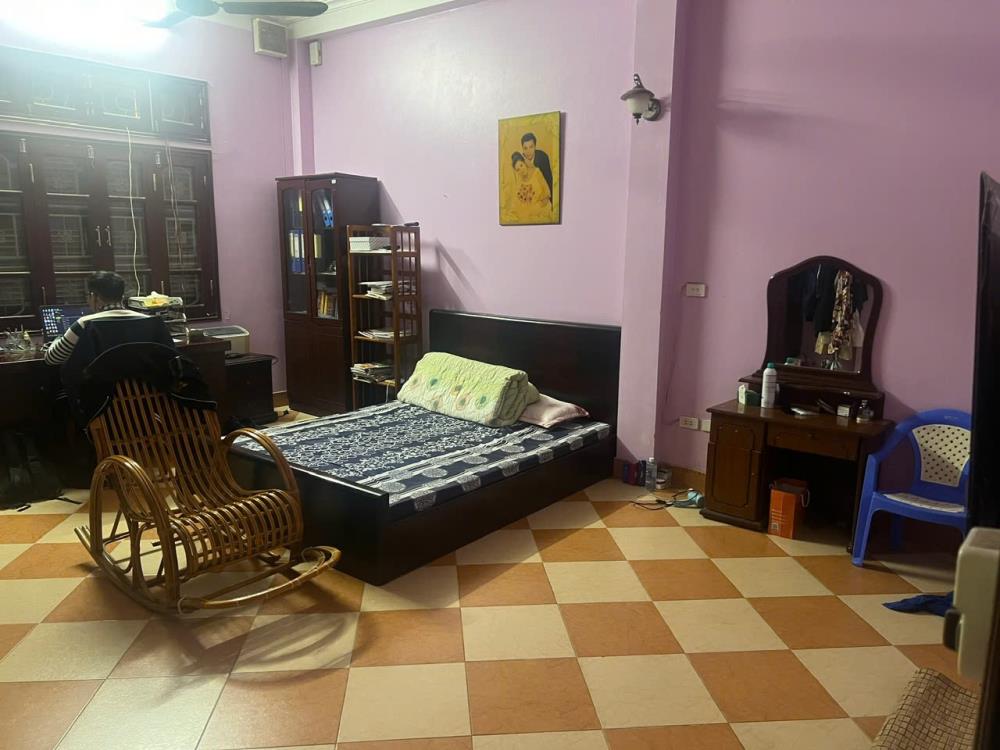 Cho thuê nhà nguyên căn Phố Khương Trung, 3 tầng, 40m2, 3 ngủ, 12 Triệu/th2494022