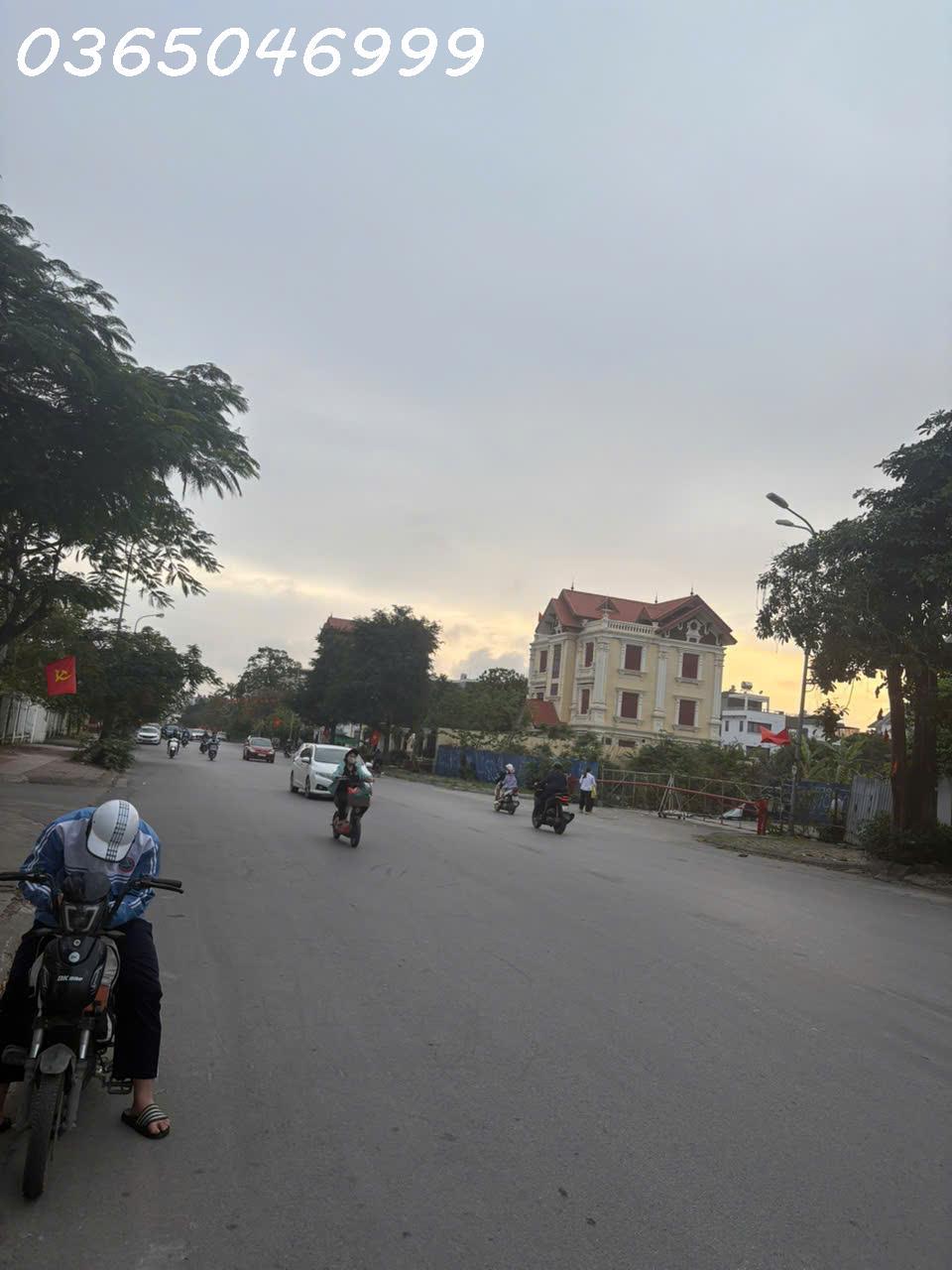 Hơn 500m đặt đường Trần Hoàn mặt tiền 13m Ngay Cạnh Lê Hồng Phong Hải An2613165