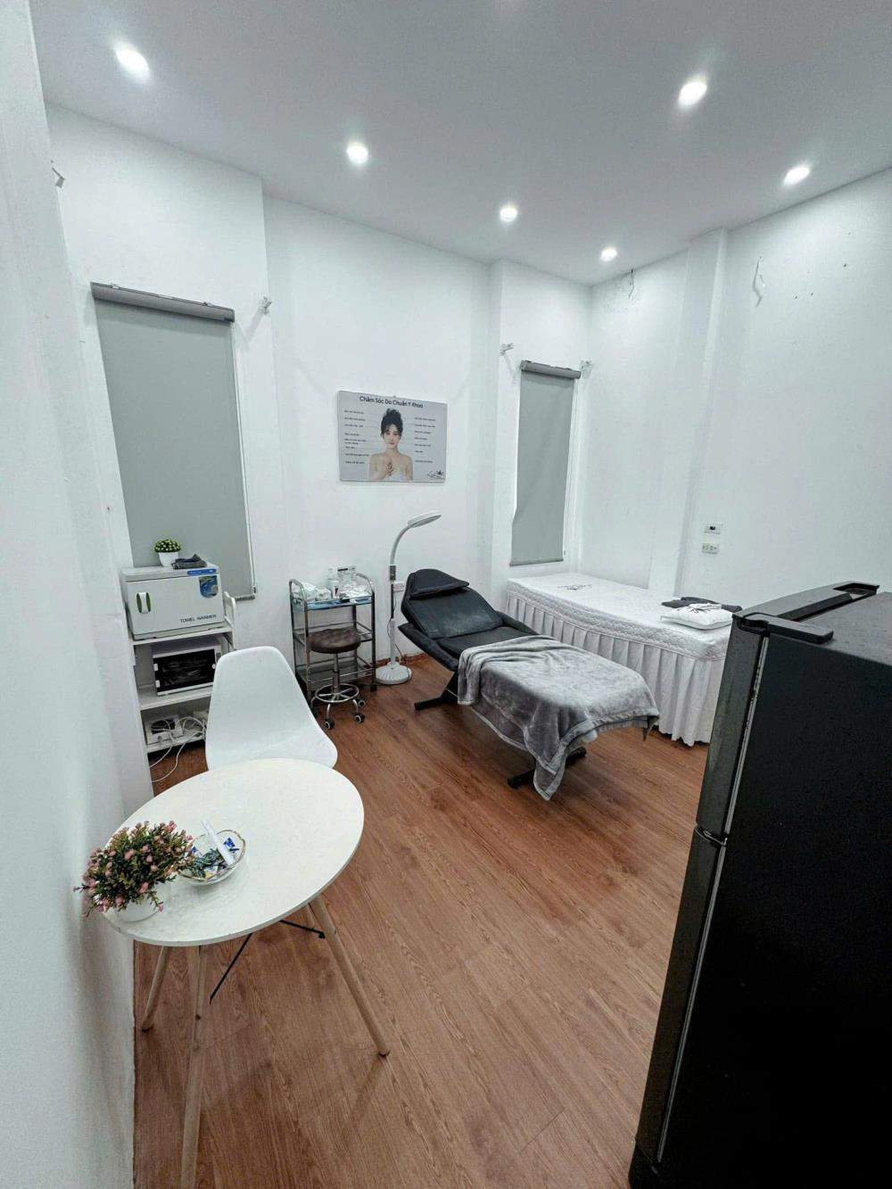 Sang nhượng Spa tại 15 Ngô Quyền, phường Điện Biên, tp Thanh Hóa2443845