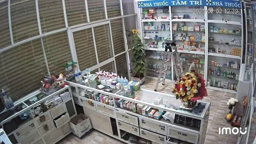CHÍNH CHỦ CẦN SANG NHƯỢNG LẠI NHÀ THUỐC VÀ MẶT BẰNG MT DT743,CÁCH CỔNG VSIP 1 10 CĂN NHÀ  TẠI TP THUẬN AN, TỈNH BÌNH DƯƠNG2384022