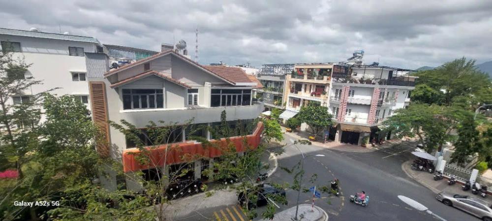 Chính chủ cho thuê mặt bằng 2 tấng tại góc ngã 4 KĐT Vĩnh Điềm Trung, Nha Trang2608129