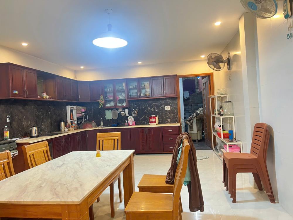 🏠 CHO THUÊ NHÀ 3 TẦNG MẶT TIỀN PHẠM VĂN ĐỒNG – TP HUẾ2614650