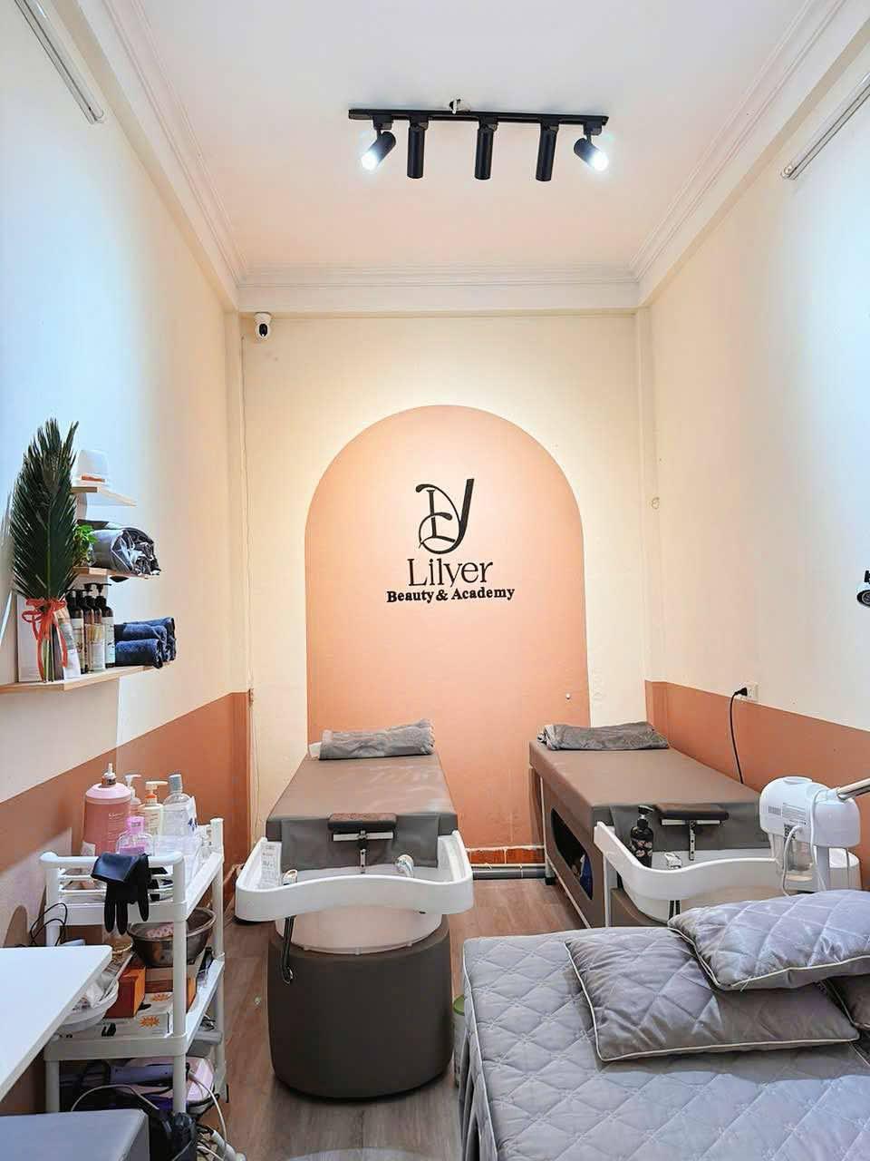 Cần nhượng tiệm Nail - 464 Thụy Khuê, Tây Hồ, Hà Nội2675014