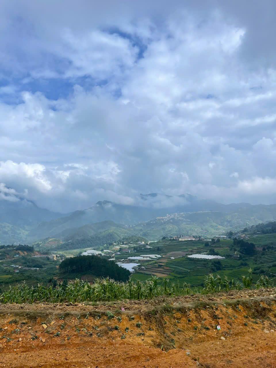 Đất nền tái định cư tại Sapa cần bán gấp, vị trí đẹp, view thung lũng, giá tốt để đầu tư.2425056