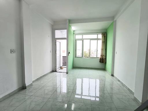 Cho thuê phòng trong nhà nguyên căn ( tầng 2)2468098