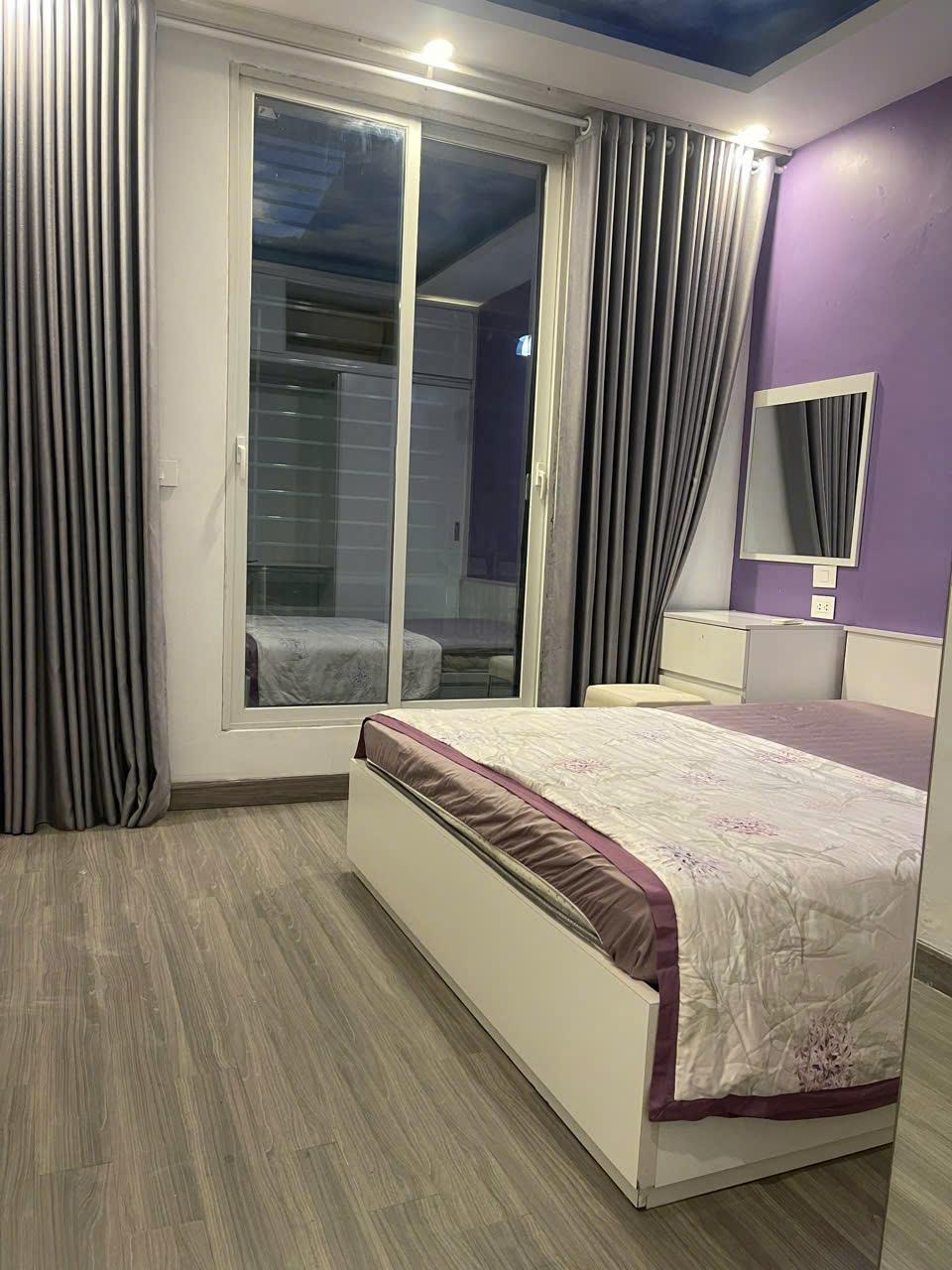 Cho thuê nhà Phố Minh Khai, 45m2, 5 tầng, 6 ngủ, 16 triệu2539779