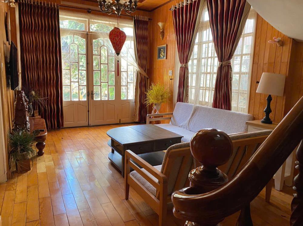 Cho thuê biệt thự sân vườn 420m2 Triệu Việt Vương- Phường 4 Đà Lạt2330673