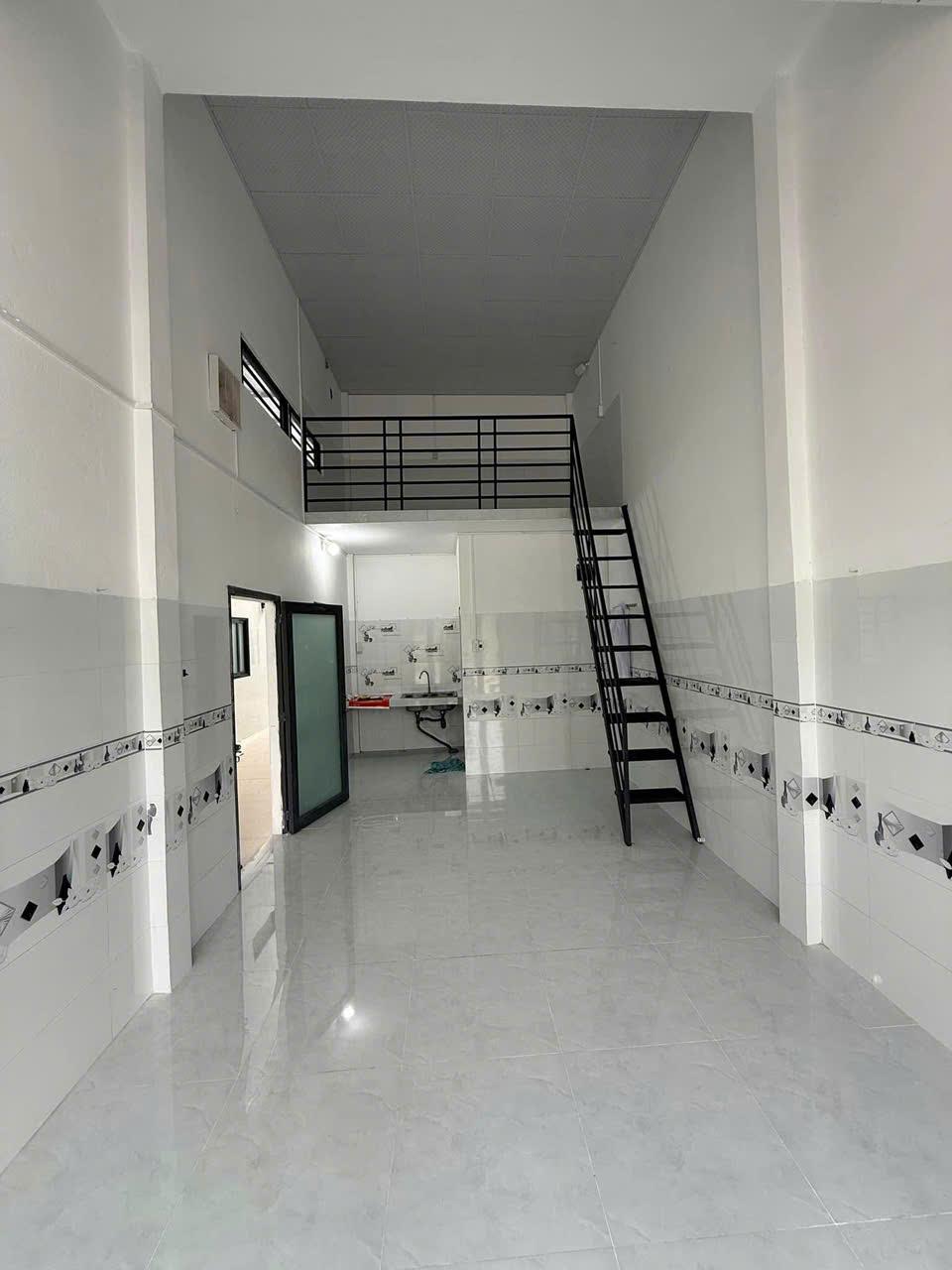 CHO THUÊ nhà trọ xây mới 100% mặt tiền đường Nguyễn Văn gần đại học Nam Cần Thơ2366466