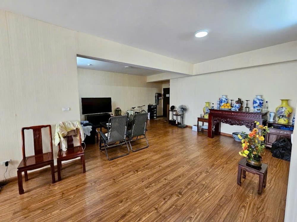 (Tin thật 100%) Căn hộ 129m2 x 3PN có slot ô tô tại N04B - T2 - Ban công hướng Bắc - Lô góc thoáng2612493