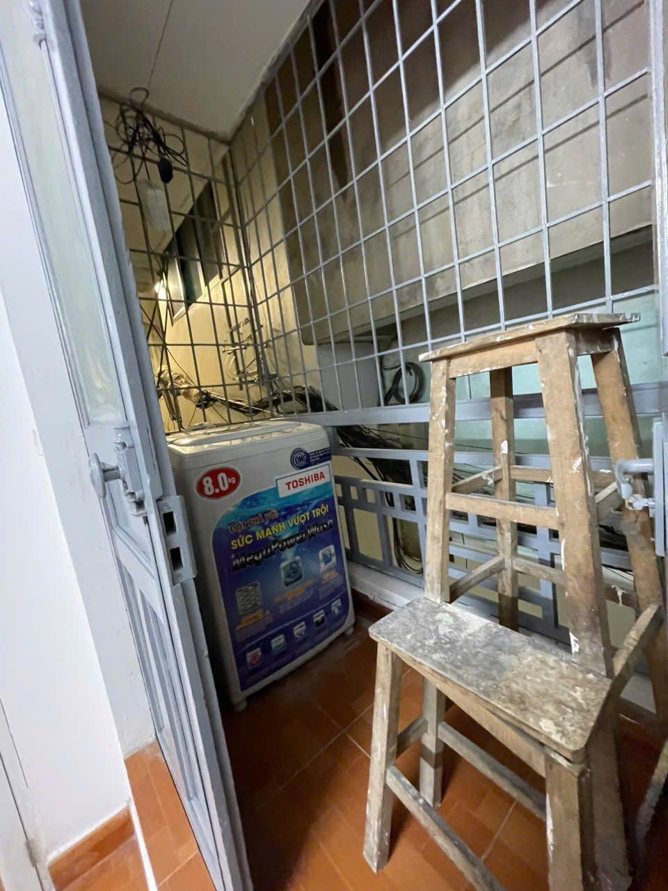 Cho thuê ngõ 11 Đường Láng LÀM VP, KD ONL kết hộp ở, 3 tầng, 32m2, 2 ngủ, 2 WC, 11.5 triệu2575849