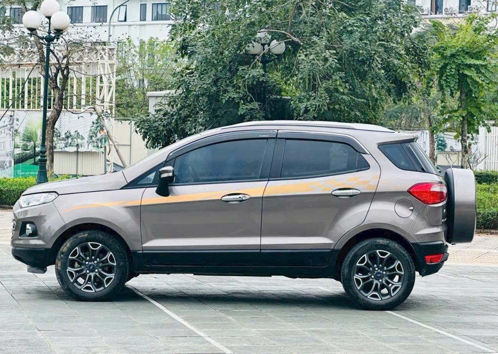 Chính chủ bán xe Ford ecosboot 2017 Titanium2659072