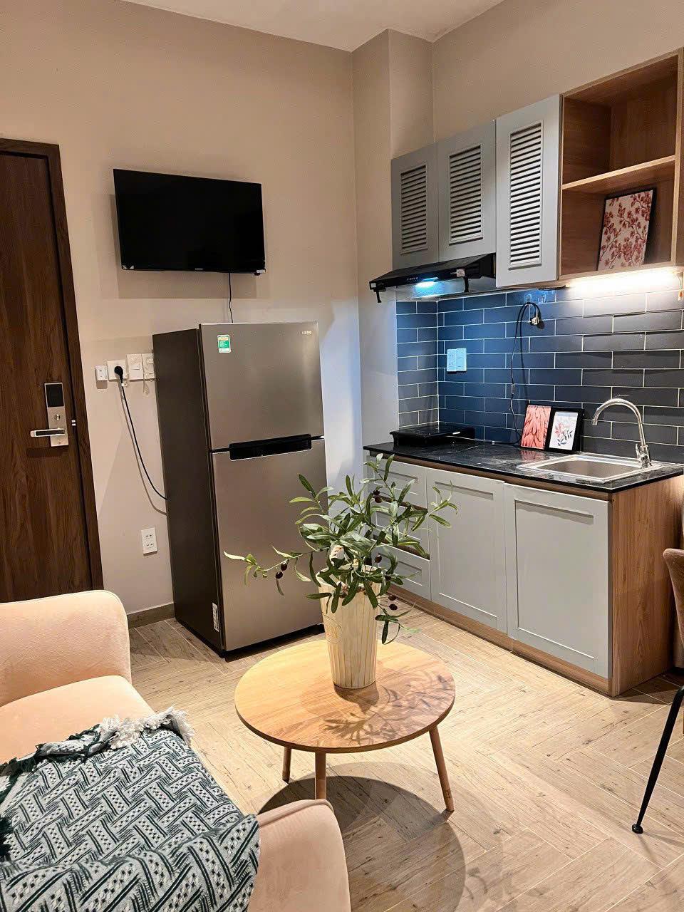 Cho thuê chdv phòng bancony toilet riêng Lê Văn Lương, giá 3.5 -4triệu2628868