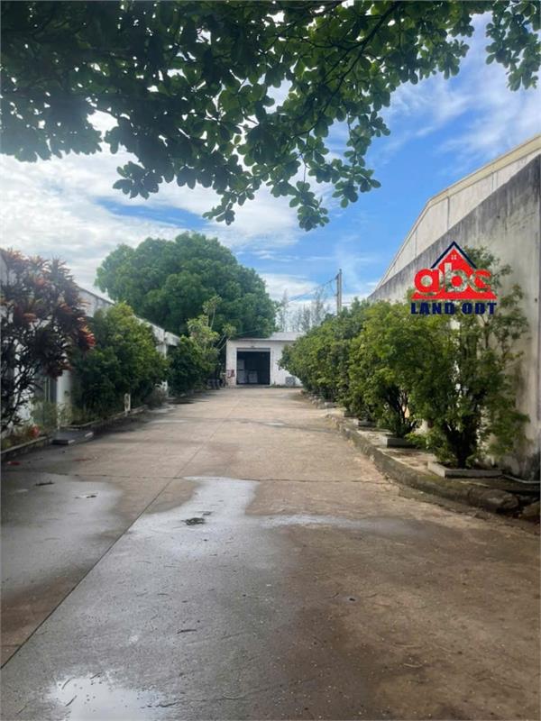 X066 Nhà xưởng với kết cấu kiên cố. sở hữu công trình lâu dài. vị trí dễ tuyển nguồn lao động2587927