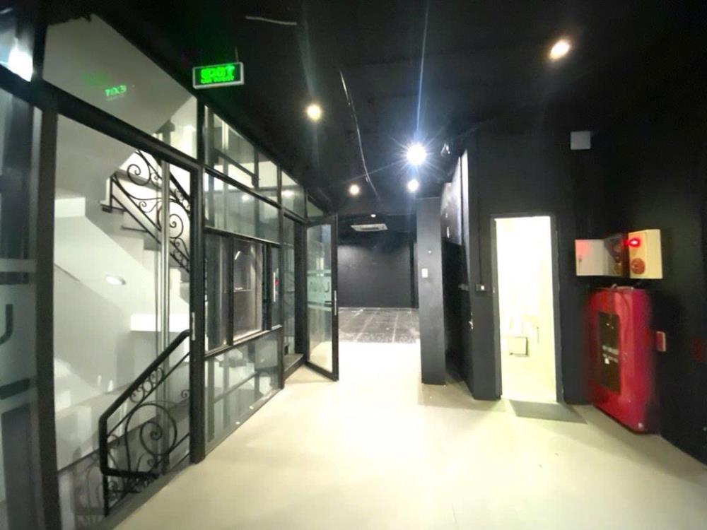 (Tin thật 100%) Bán tòa Building mặt phố Thụy Khuê - Cho thuê KD đa mô hình - Doanh thu 2,1 tỷ/năm2596120