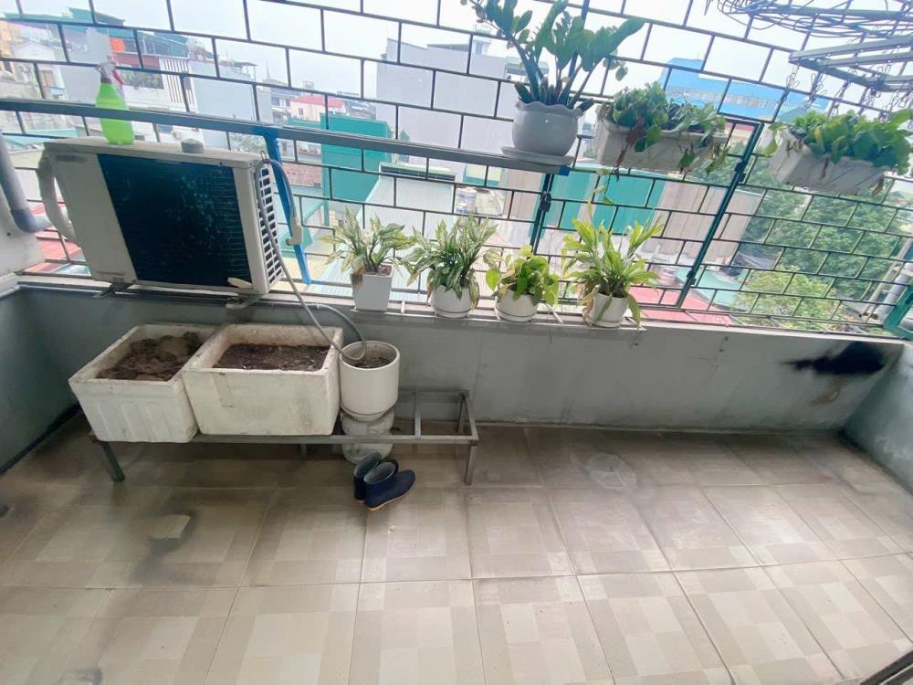 Cho thuê nhà ngõ 647 Lĩnh Nam, ô tô đỗ cửa, 4 tầng, 25m2, 3 ngủ, 7.5 Triệu - và0 ngay2528061