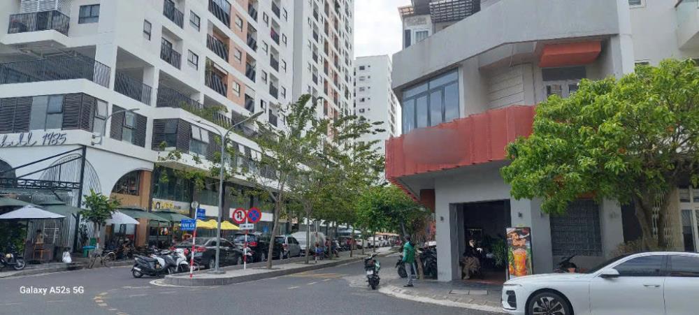 Chính chủ cho thuê mặt bằng 2 tấng tại góc ngã 4 KĐT Vĩnh Điềm Trung, Nha Trang2608127