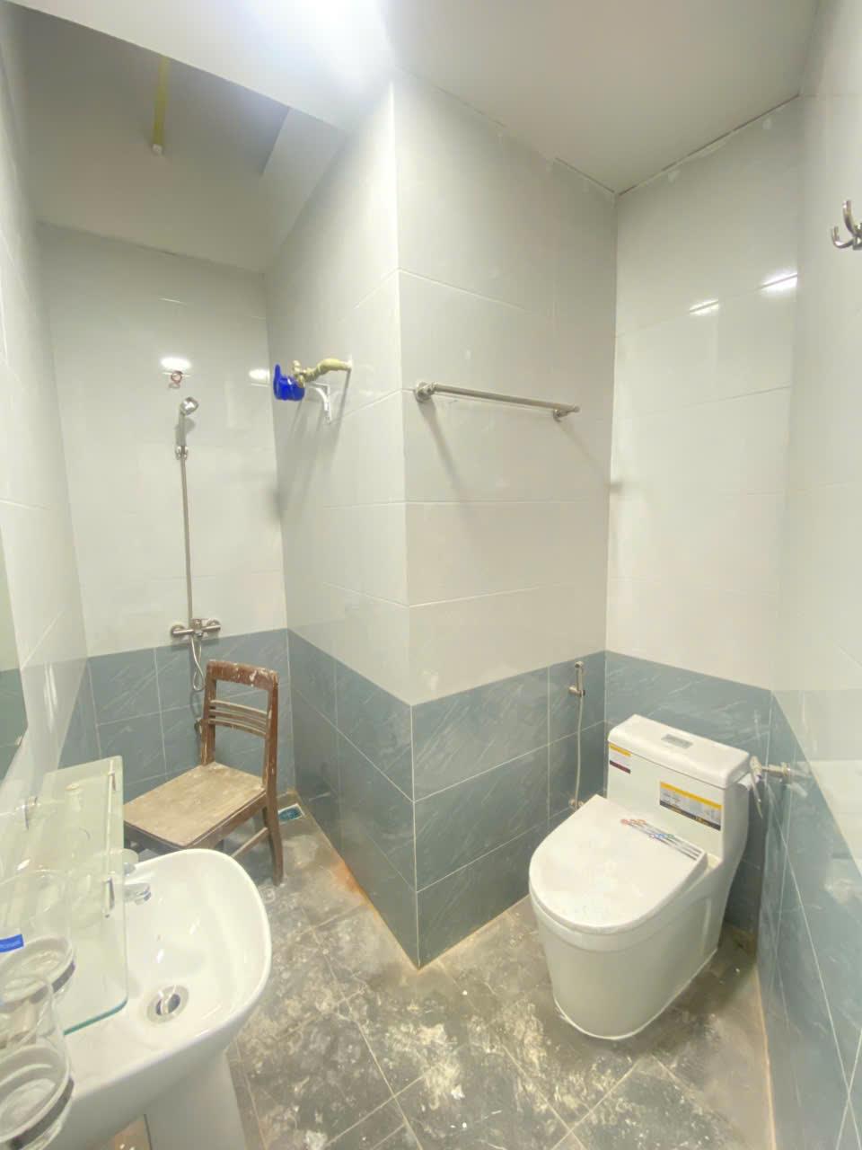 Cho thuê mặt bằng vừa ở vừa kinh doanh ngõ 12 Phan Đình Giót 8 Triệu2606533