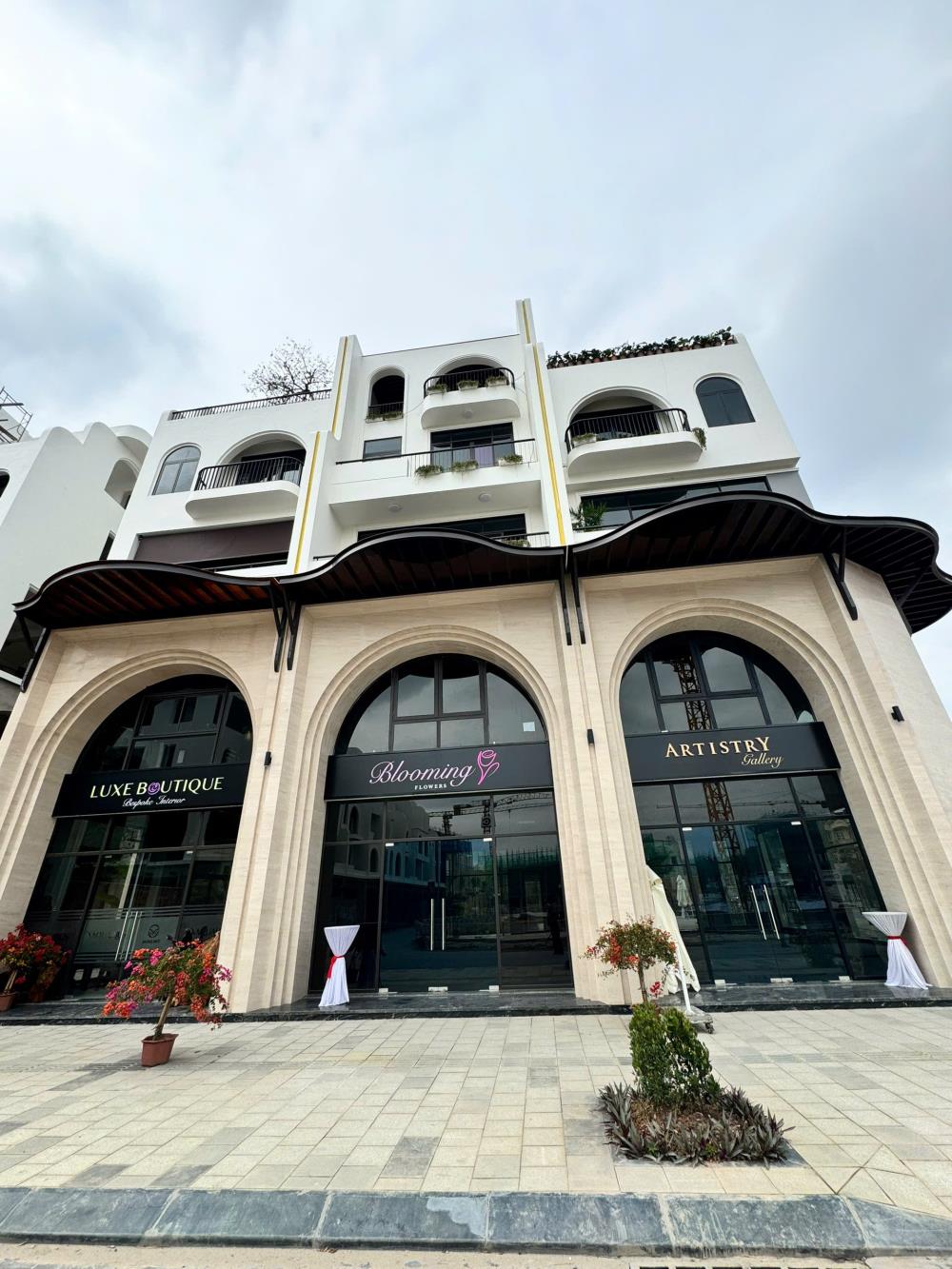 Bán căn lô góc shophouse có hầm duy nhất tại Hưng Yên - chỉ hơn 110tr/m2 tại Vaquarius Văn Giang2457938
