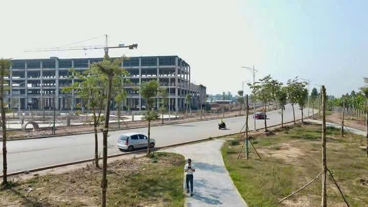 Đất nền phân lô dt75m2, đường 20m, vỉa hè 5m sát khu công nghiệp Tân Hưng-Lạng Giang-Bắc Giang chỉ 2 tỷ2533205