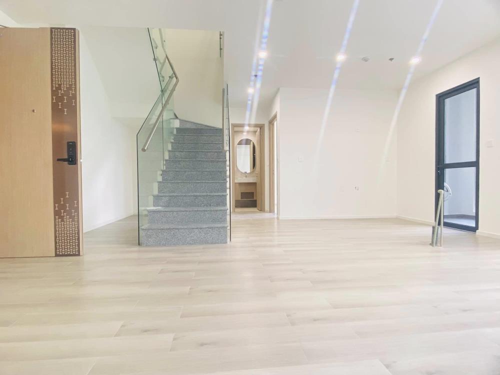 Cho thuê DUPLEX Masteri CentrePoint - hướng Đông Nam, căn góc phù hợp ở vừa kinh doanh2621504