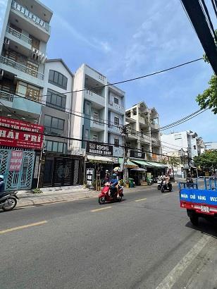 Khai thác căn hộ dịch vụ 100tr/tháng nằm ngay trung tâm Q82593630