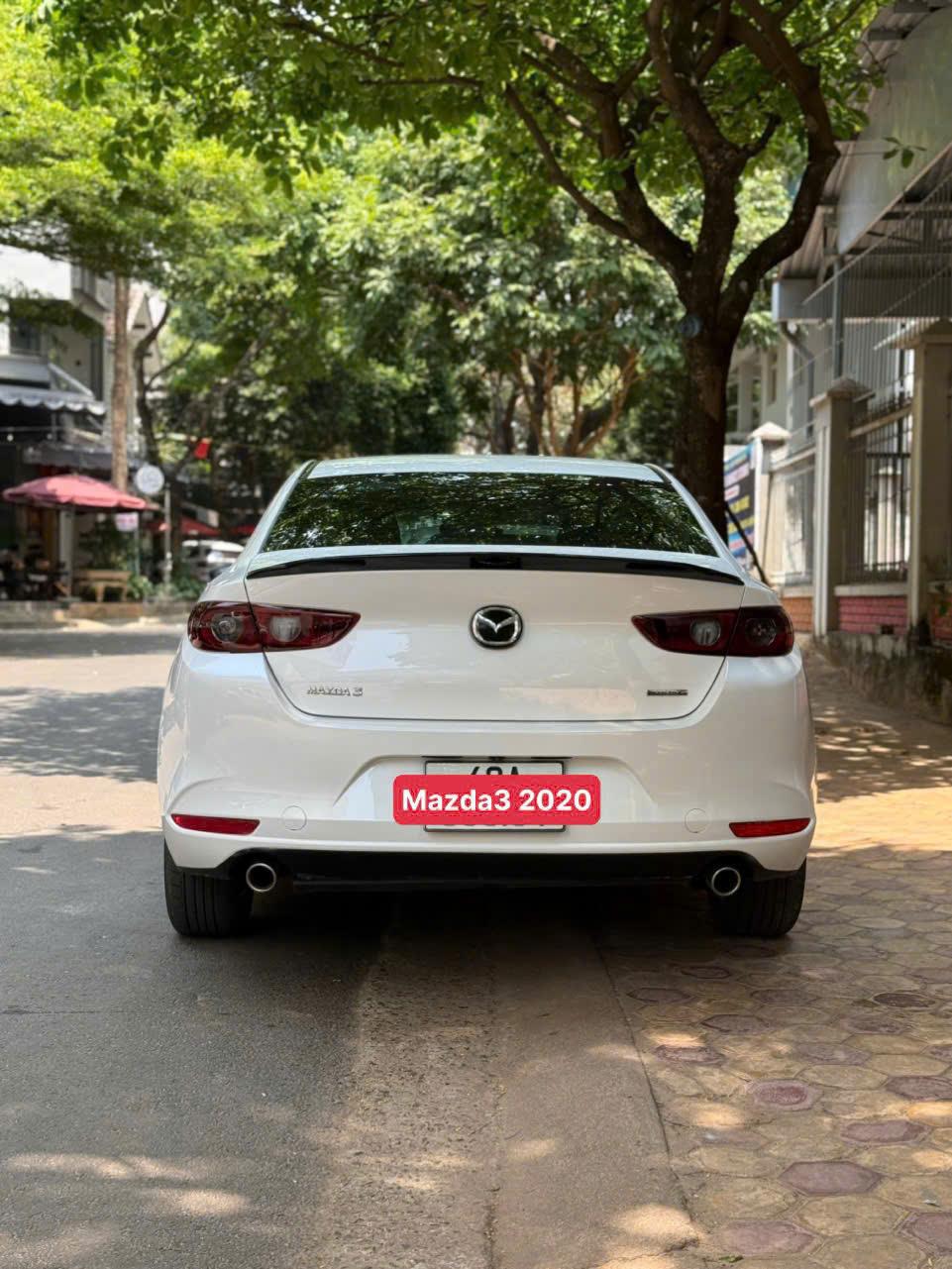 Chính chủ bán xe Mazda3  sx năm 2020 bản deluxe2614015