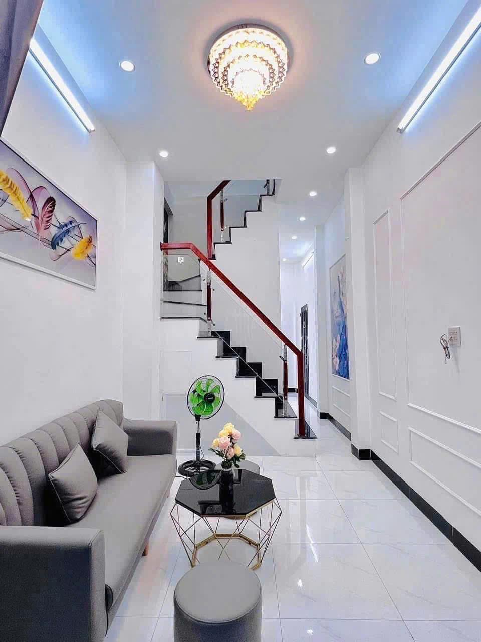 Nhà Lầu Góc 2 Mặt Tiền- LỘ OTO2564085