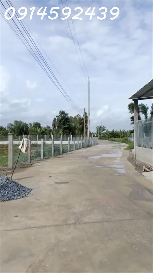 Cho thuê mặt bằng 2400m2, mặt tiền đường tại Tân Trụ, Long An2498228
