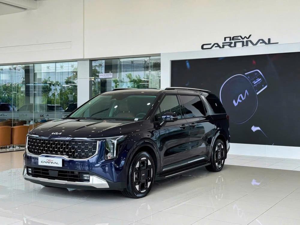   Bùng cháy cùng siêu phẩm SUV New Carnival Ưu đãi bảo hiểm thân xe và phụ kiện cực nhiều. 2417829