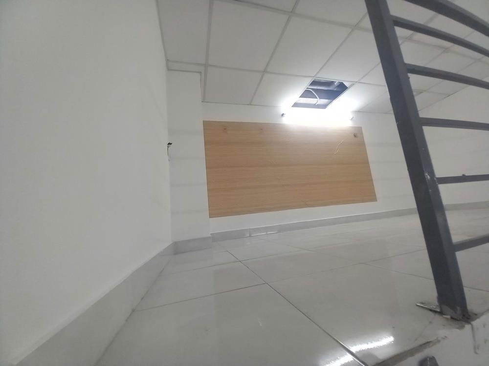 Cho thuê phòng trọ vệ sinh khép kín nôi thất cơ bản chỉ hơn 2 triêu/tháng2599880