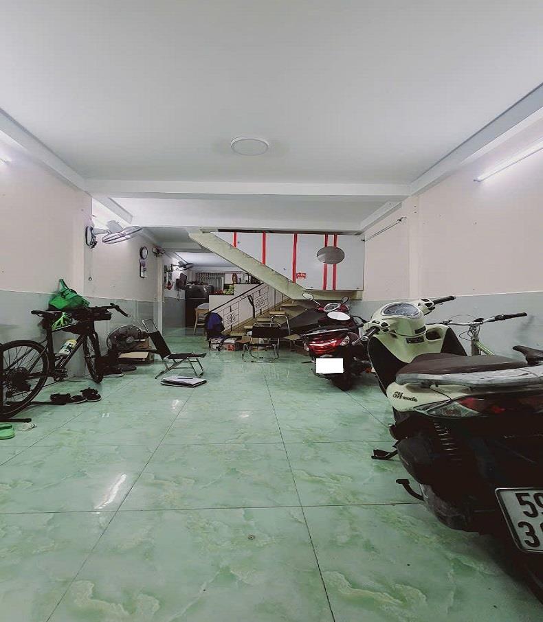 Bán nhà hẻm 8m Nguyễn Bặc, P3, Tân Bình, 42m2, 3 tầng, cực chất2369344