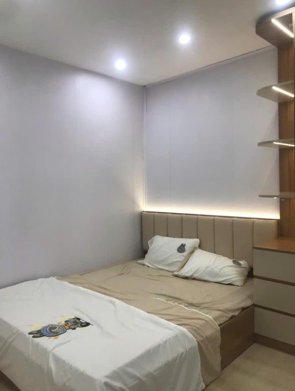 Bán Nhà Tập Thể Tại Khu Tôn Đức Thắng, Đống Đa - Chỉ hơn 3 tỷ 5 Có 4 phòng ngủ, 2 phòng vệ sinh, 1 phòng khách, 1 phòng thờ, 1 phòng bếp2330155