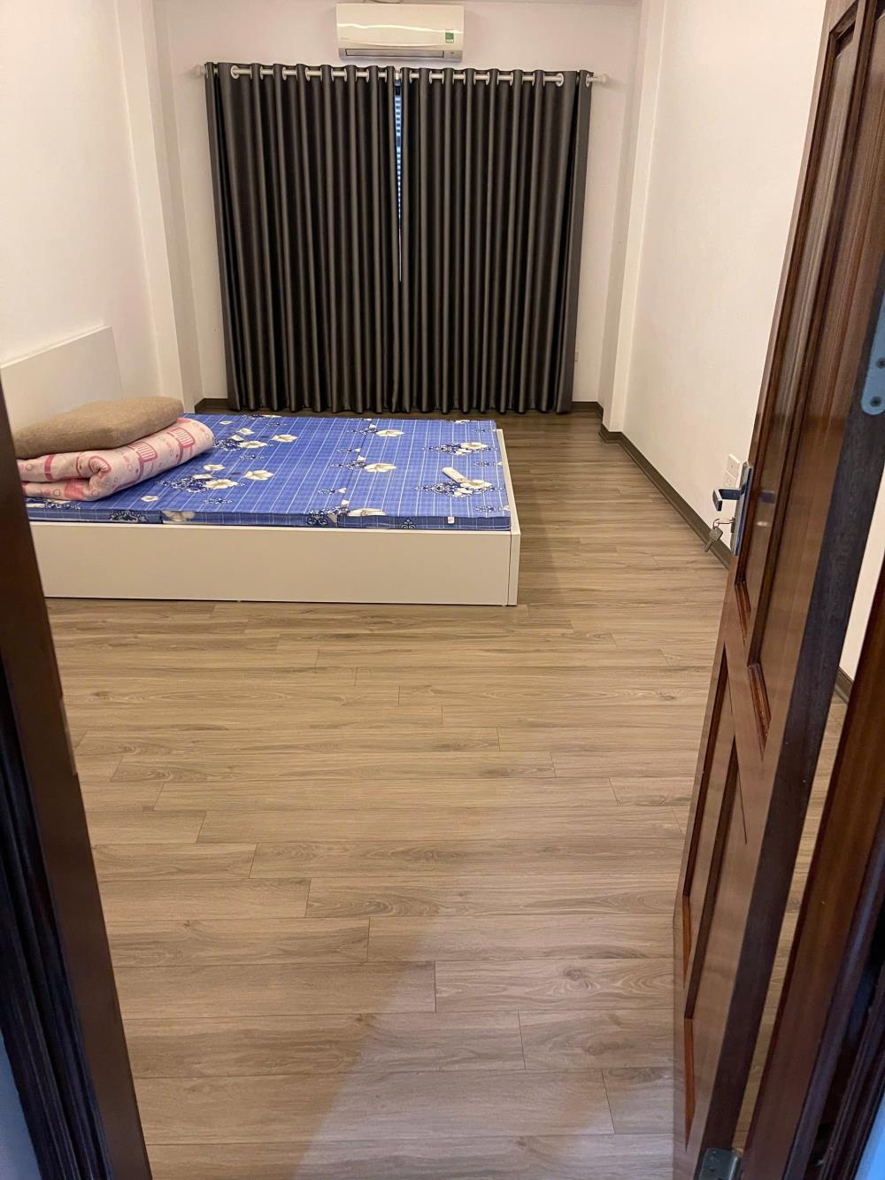 Cho thuê nhà ngõ 96 Đại Từ 30m2, 5 tầng, 3 ngủ, 4 vệ sinh, 12tr52406917