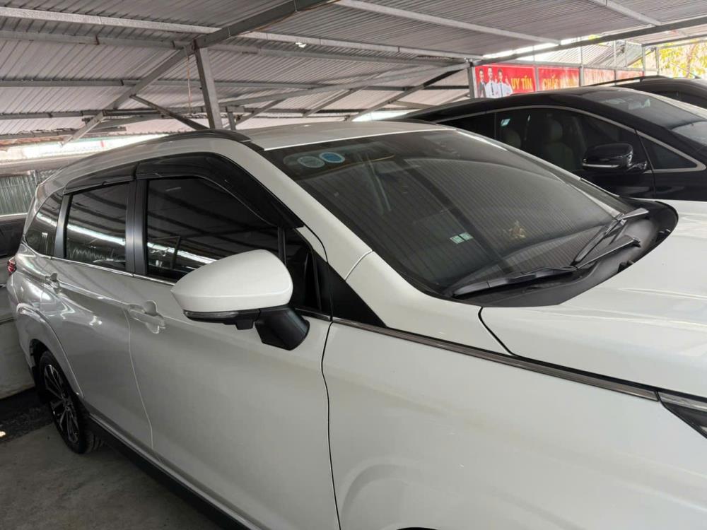 Cần bán Toyota Veloz Cross TOP bản full option- 565 triệu2471853