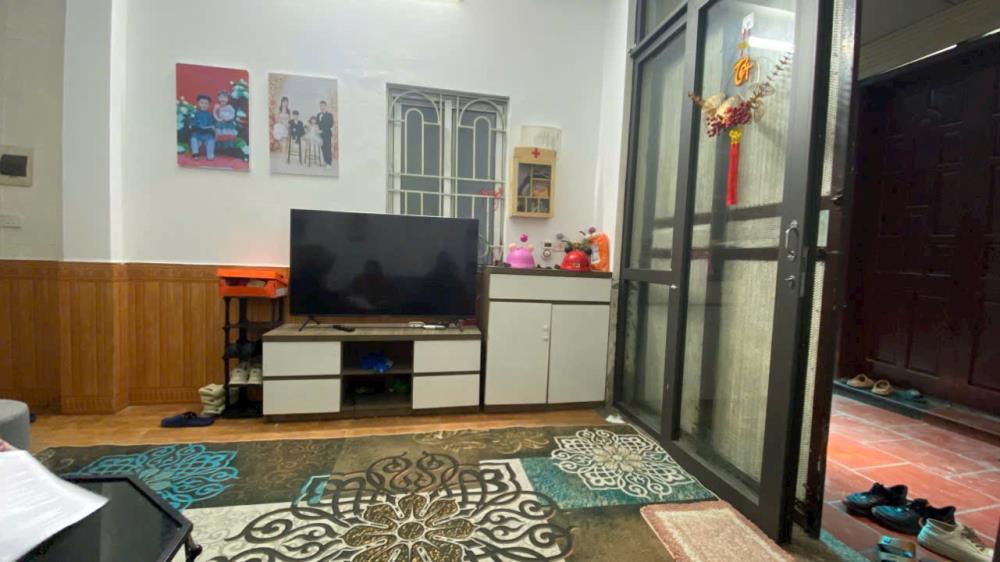 Kiếm đâu ra chỉ 2.35 tỷ nhà 4 tầng, 4 ngủ đủ công năng, Cầu Bươu Thanh Trì, lô góc.2613985