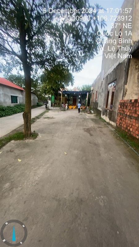 CHÍNH CHỦ CẦN BÁN GẤP CĂN NHÀ CẤP 4 QL1A  LỆ THỦY GIÁ 2.2 TỶ2424821