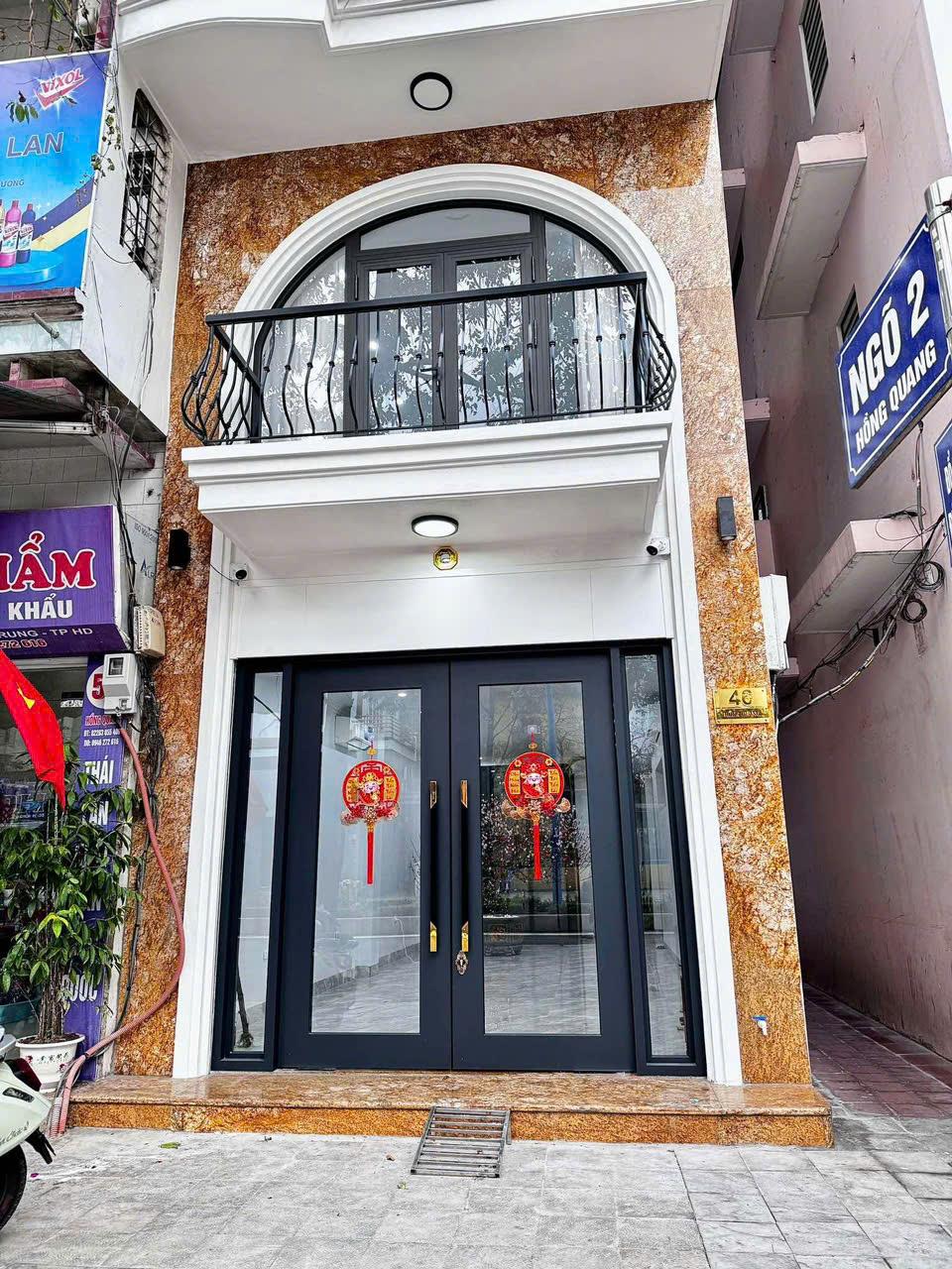 MẶT BẰNG ĐẸP - 52M2 - CHÍNH CHỦ CHO THUÊ 2 TẦNG MẶT ĐƯỜNG HỒNG QUANG, QUANG TRUNG, HẢI DƯƠNG XÂY MỚI TINH  ( đối diện trường Trần Phú)2481842