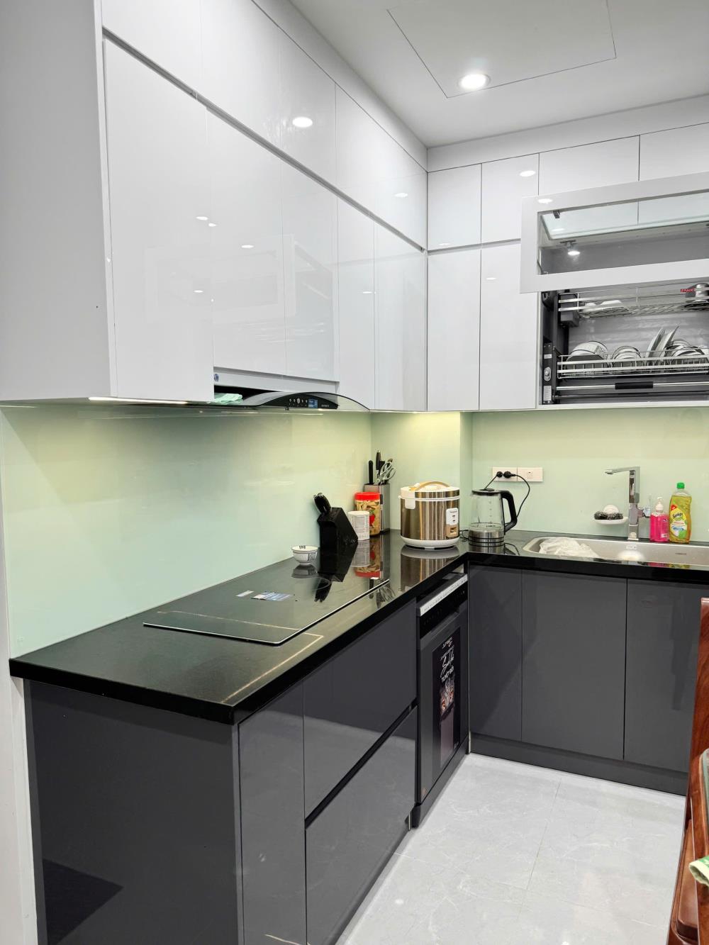 CC bán nhanh nhà hoàn thiện 5 tầng 80m2, thang máy nhập khẩu TĐ11 OCP32512266