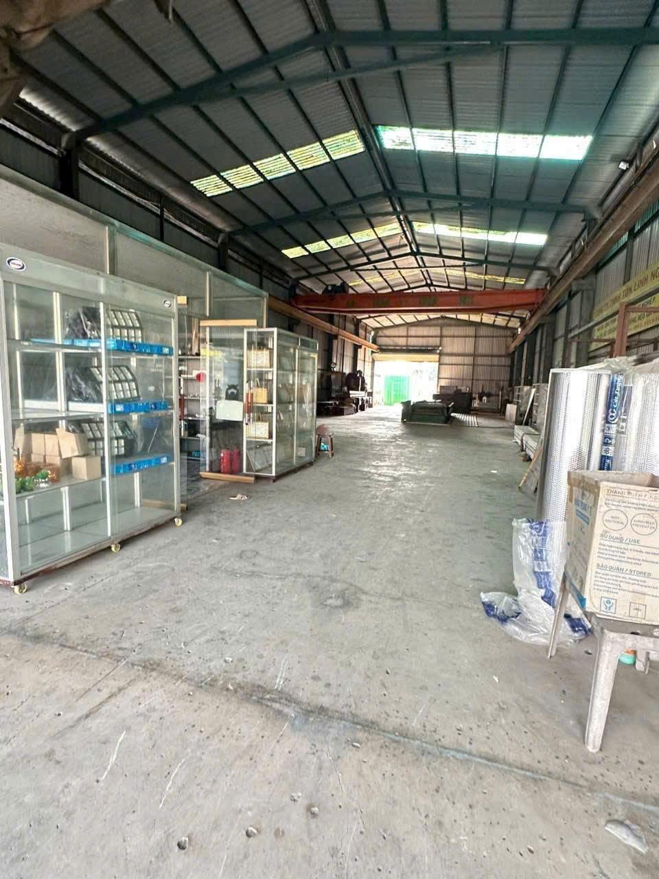 CHO THUÊ NHÀ XƯỞNG 2 MẶT TIỀN ĐƯỜNG HUỲNH VĂN LUỸ, TDM – BÌNH DƯƠNG Liên hệ: Chothuexuongmiennam.com - 03666320922630063