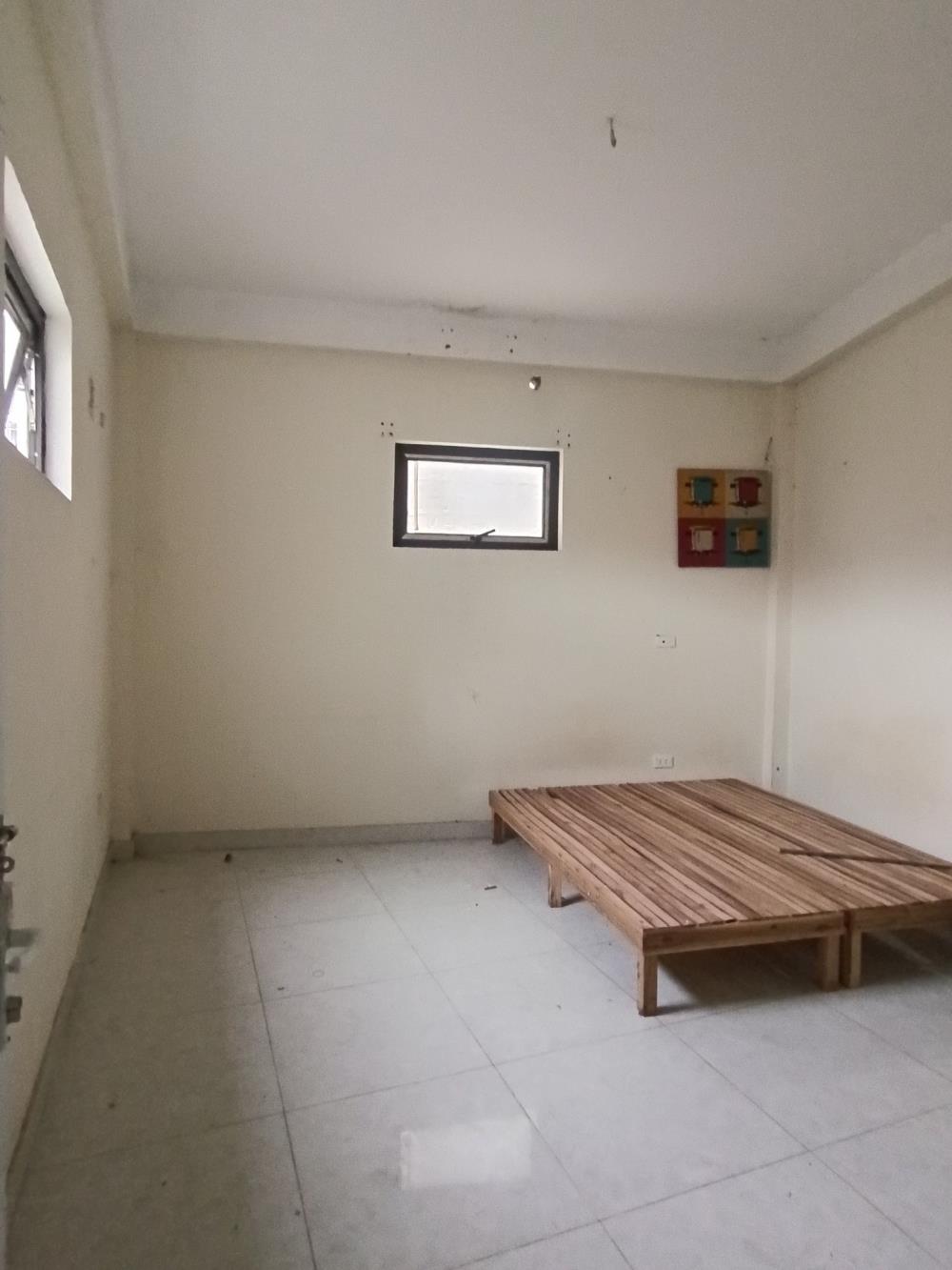 Bán nhà nguyên căn dòng tiền Phố Linh Quang 5 tầng, 40m2, 8 ngủ, 4 vệ sinh, 7.6 tỷ2412410