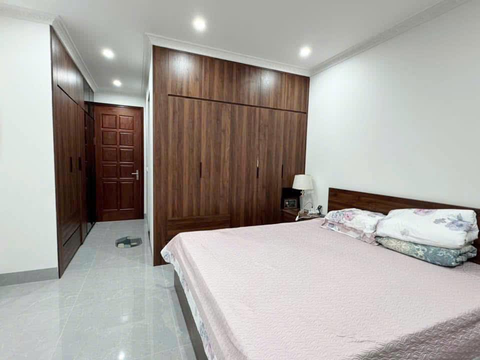 CC bán nhanh nhà hoàn thiện 5 tầng 80m2, thang máy nhập khẩu TĐ11 OCP32512267