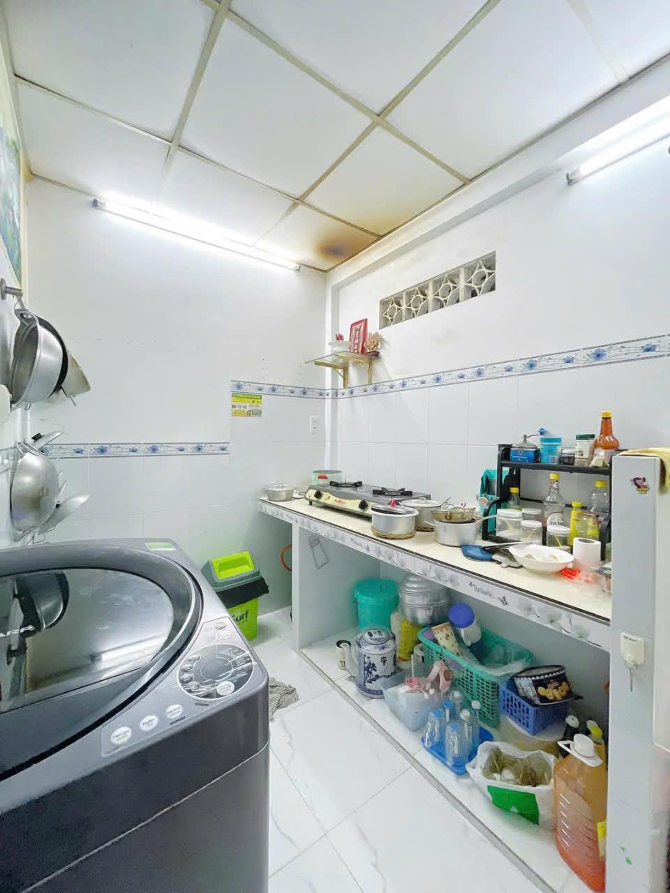 Bán nhà hẻm 19 Trần Bình Trọng ,sau lưng sở kế hoạch đầu tư.2559965